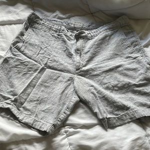 Flat front shorts - 40 W